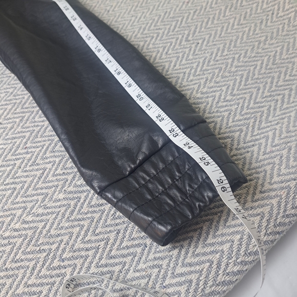 Paris Blues Black Faux Leather Jacket with hoodie Women's Size Large - Picture 7 of 16